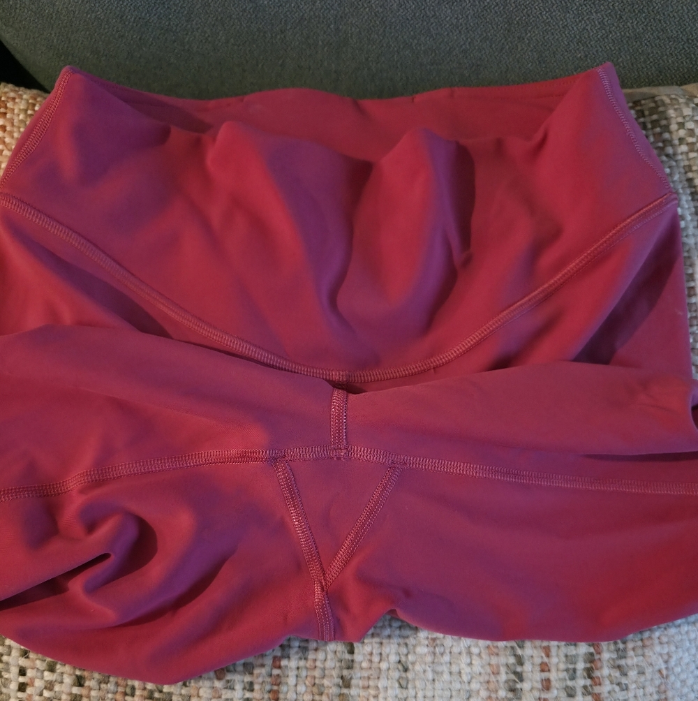 Lululemon Wunder Under SmoothCover HR Tight 25" In Raspberry Coulis -Size 8 - Picture 2 of 6